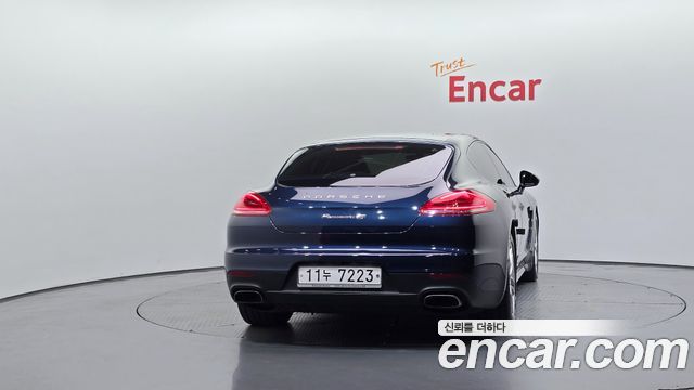 Porsche Panamera 3.6 AWD 970 — пробег 125 860 км — фото 4 из 5