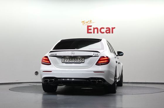 Mercedes-Benz E-Class E63 AMG 4MATIC+ — пробег 103 961 км — фото 4 из 5