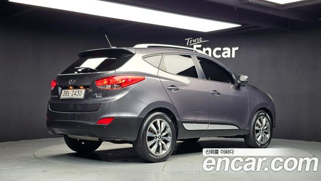 Hyundai Tucson Diesel 2WD LX20 Premier — пробег 230 048 км — фото 2 из 5