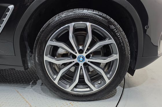 BMW X3 xDrive 30e — пробег 63 559 км — фото 5 из 5