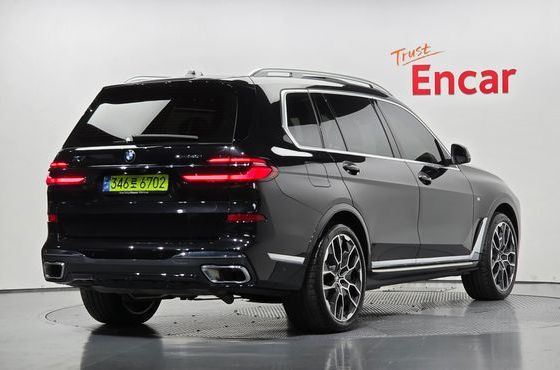 BMW X7 xDrive 40i M Sport 6STR — пробег 13 617 км — фото 2 из 5