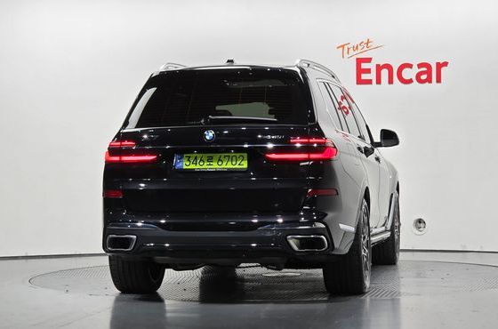 BMW X7 xDrive 40i M Sport 6STR — пробег 13 617 км — фото 4 из 5