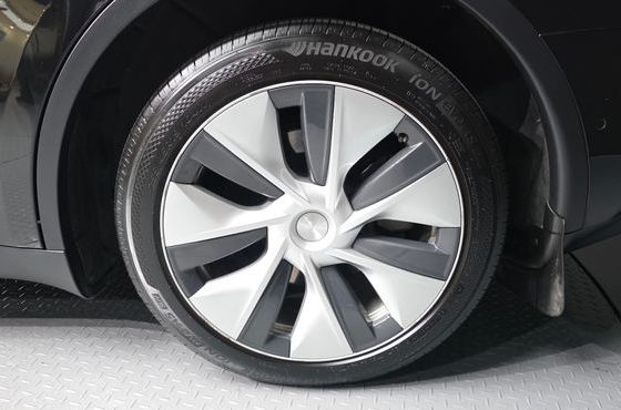Tesla Model Y Long Range AWD — пробег 88 521 км — фото 5 из 5