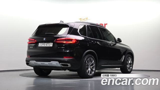 BMW X5 xDrive 30d xLine — пробег 202 634 км — фото 2 из 5