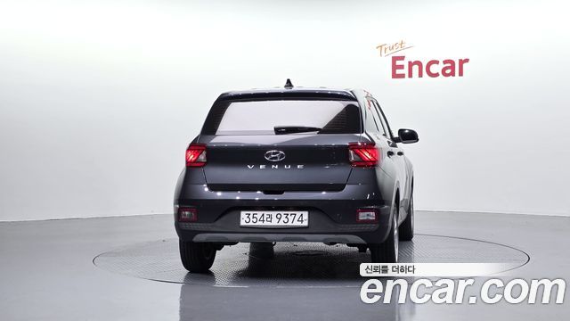 Hyundai Venue из Кореи Encar