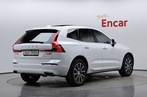 Volvo XC60 T6 Inscription — пробег 123 915 км — фото 2 из 5