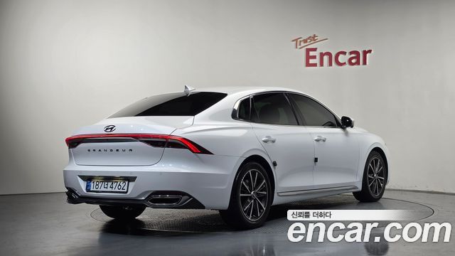 Hyundai Grandeur из Кореи Encar