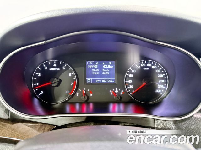 Kia K7 из Кореи Encar