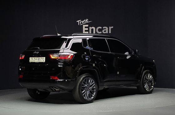 Jeep Compass S 2.4 AWD — пробег 25 609 км — фото 2 из 5