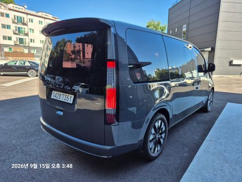 Hyundai Staria 4WD Lounge 9-Seater Inspiration — пробег 70 км — фото 2 из 5