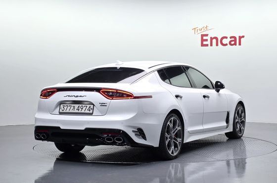 Kia Stinger 2.0 Turbo AWD Platinum — пробег 72 740 км — фото 2 из 5