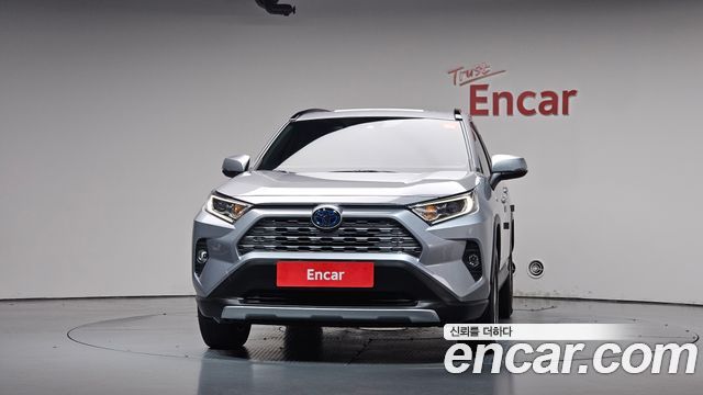 Toyota RAV4 2.5 4WD Hybrid — пробег 49 771 км — фото 3 из 5