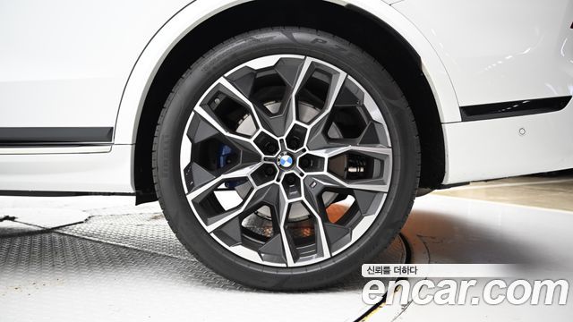 BMW X7 xDrive 40i M Sport 6STR — пробег 12 719 км — фото 5 из 5