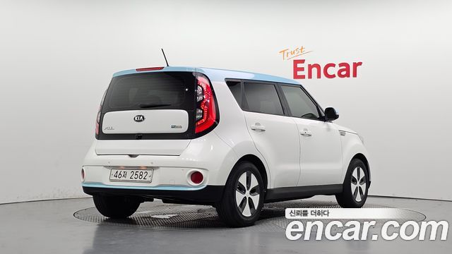 Kia Soul EV — пробег 91 552 км — фото 2 из 5