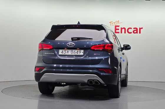 Hyundai Santafe Diesel 2.0 2WD Exclusive Special — пробег 137 576 км — фото 4 из 5