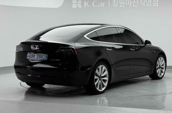 Tesla Model 3 Long Range AWD — пробег 32 000 км — фото 3 из 5