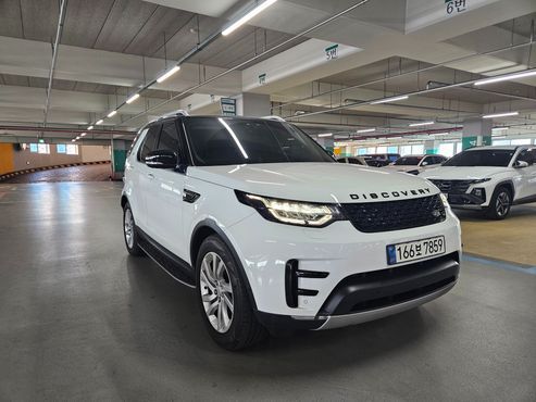 Land Rover Discovery 3.0 SD6 HSE — пробег 26 000 км — фото 2 из 5