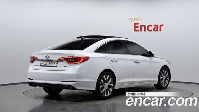 Hyundai Sonata 2.4 Exclusive — пробег 111 358 км — фото 2 из 5