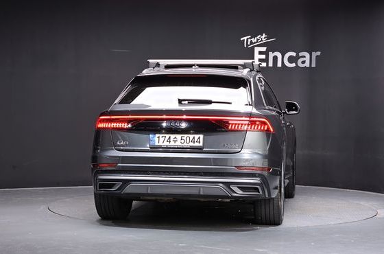 Audi Q8 50 TDI Quattro Premium — пробег 210 238 км — фото 4 из 5