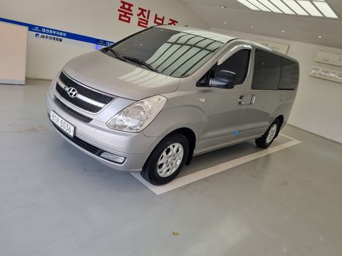 Hyundai Starex 5-Seater VAN CVX Luxury — пробег 81 437 км — фото 3 из 5