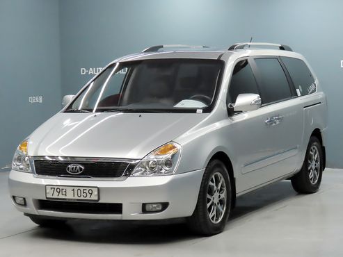 Kia Carnival Grand Carnival GLX Deluxe — пробег 132 759 км — фото 1 из 5
