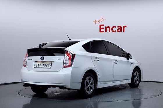 Toyota Prius 1.8 M — пробег 130 540 км — фото 2 из 5
