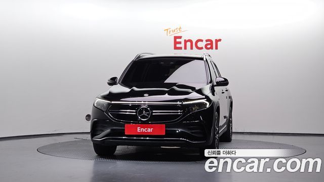 Mercedes-Benz EQB EQB300 4MATIC AMG Line — пробег 31 612 км — фото 3 из 5
