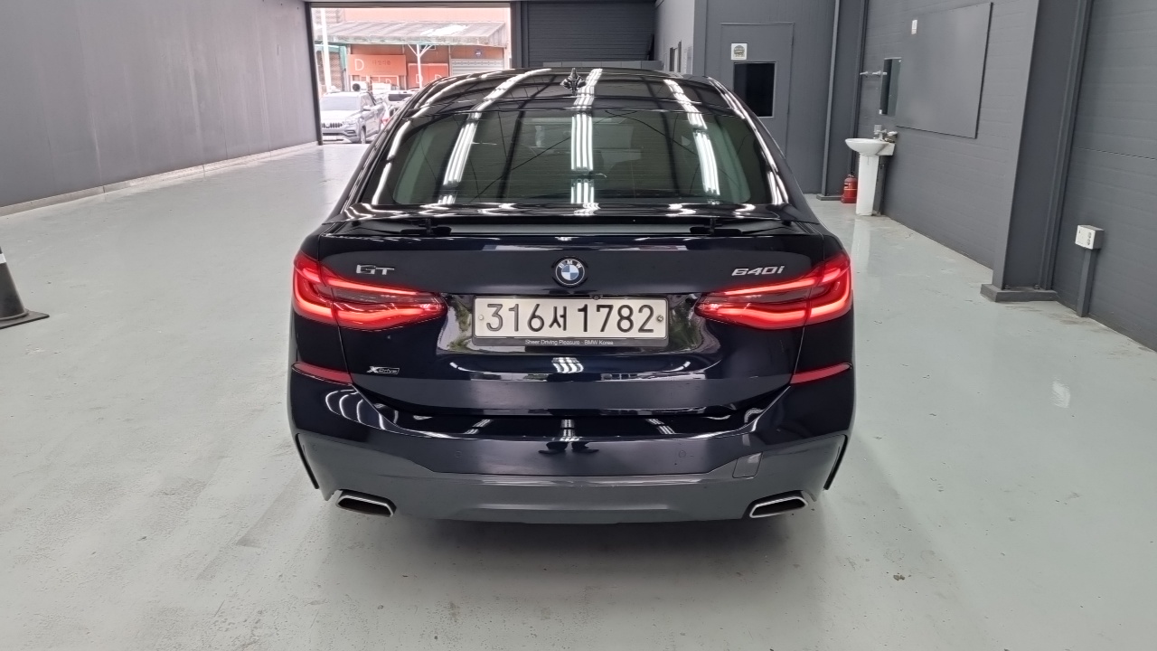 BMW Gran Turismo 640i xDrive M Sport — пробег 122 274 км — фото 4 из 5