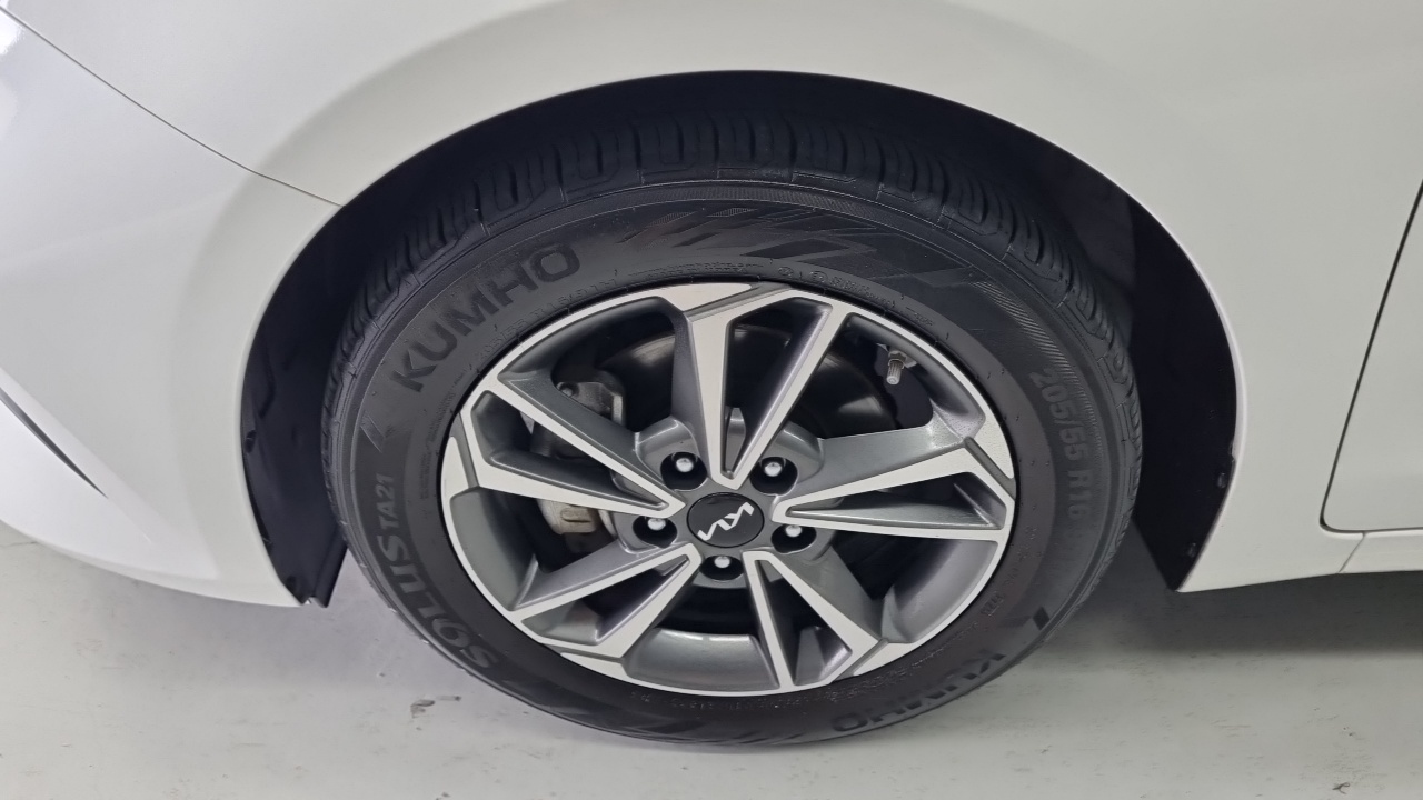 Kia K3 из Кореи Encar