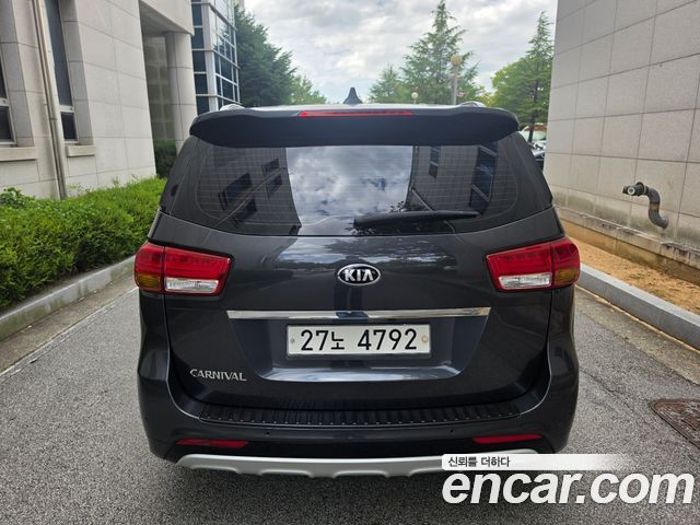 Kia Carnival из Кореи Encar