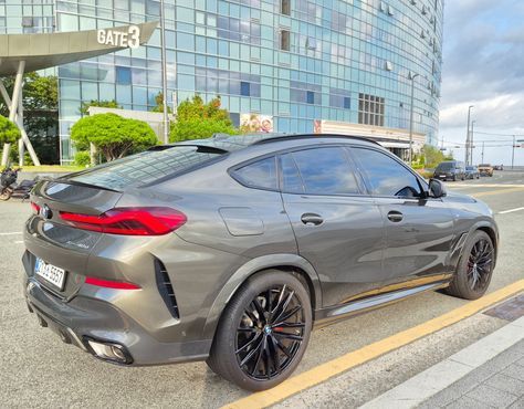 BMW X6 xDrive40d M Sport Online Exclusive — пробег 5 000 км — фото 3 из 5