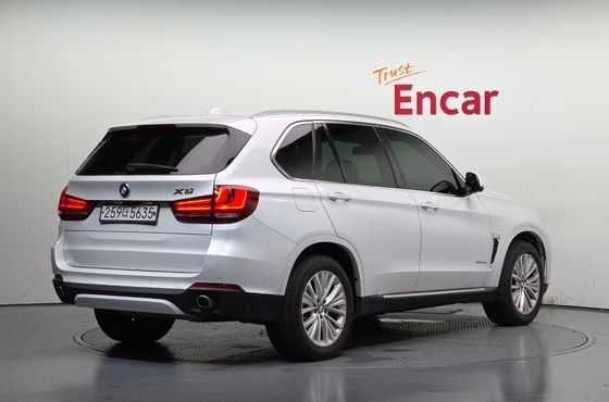BMW X5 xDrive 30d — пробег 231 627 км — фото 2 из 5