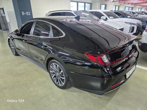 Hyundai Sonata Premium Plus — пробег 96 497 км — фото 4 из 5