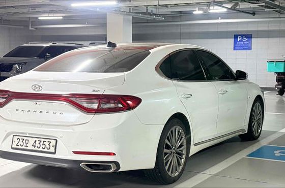 Hyundai Grandeur 3.0 Exclusive Special — пробег 102 000 км — фото 4 из 5