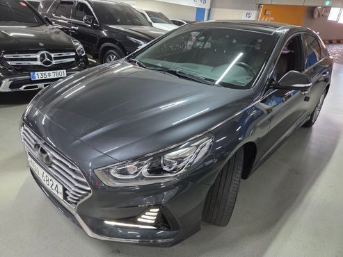 Hyundai Sonata 2.0 Premium Special — пробег 34 000 км — фото 1 из 5