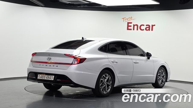 Hyundai Sonata 2.0 Premium Plus — пробег 107 583 км — фото 2 из 5