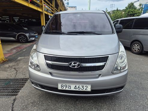 Hyundai Starex 3-Seater VAN CVX Deluxe — пробег 212 610 км — фото 1 из 5