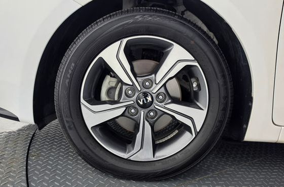 Kia K3 Prestige — пробег 73 568 км — фото 5 из 5