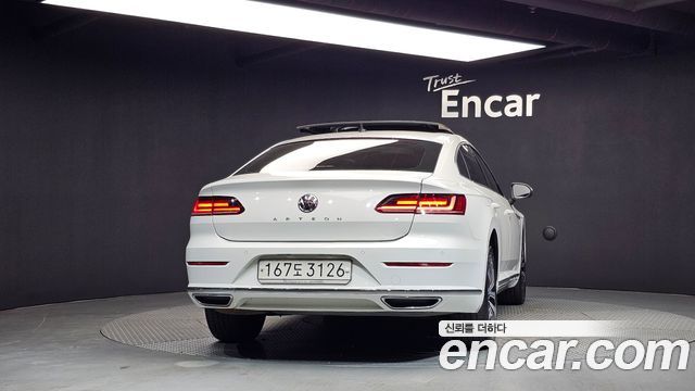 Volkswagen Arteon 2.0 TDI Premium — пробег 69 158 км — фото 4 из 5