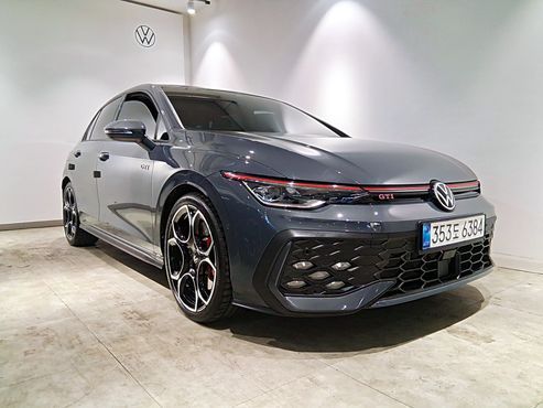 Volkswagen Golf 2.0 GTI — пробег 5 966 км — фото 1 из 5