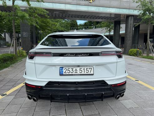 Lamborghini Urus 4.0 V8 S — пробег 14 000 км — фото 4 из 5