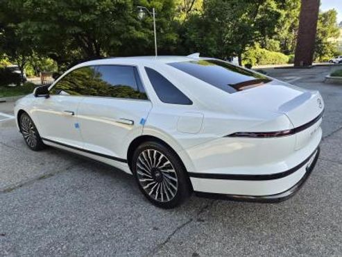 Hyundai Grandeur Calligraphy — пробег 26 100 км — фото 3 из 5