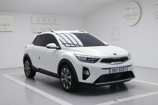 Kia Stonic Diesel 1.6 Prestige — пробег 91 445 км — фото 3 из 5
