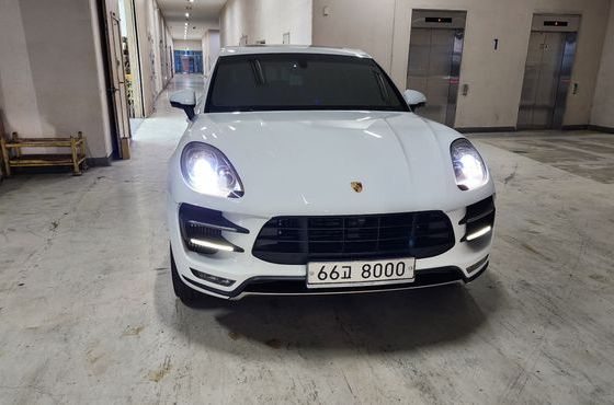 Porsche Macan 3.6 Turbo 95B — пробег 71 229 км — фото 3 из 5