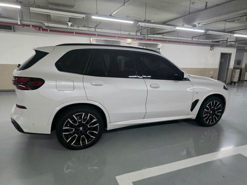 BMW X5 xDrive 50e M Sport — пробег 17 612 км — фото 2 из 5