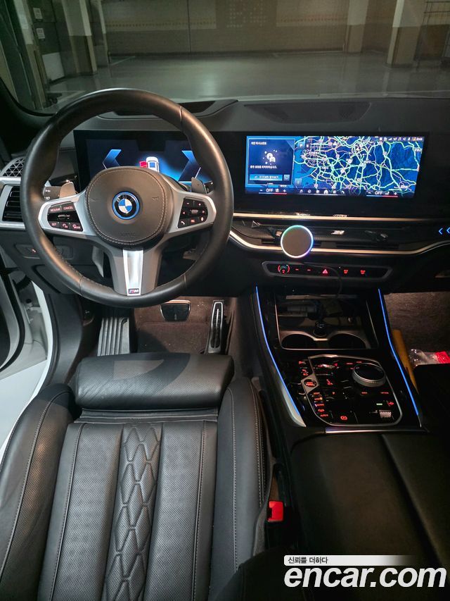 BMW X5 xDrive 50e M Sport — пробег 17 612 км — фото 5 из 5