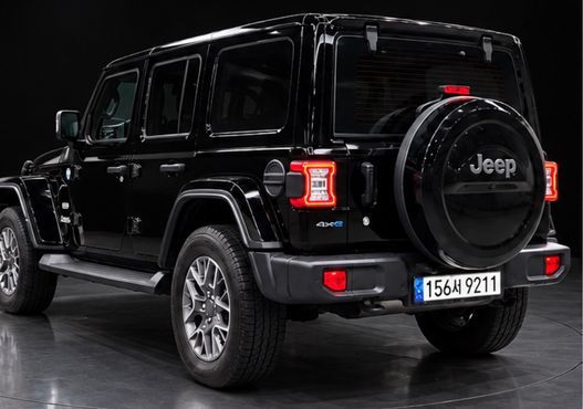 Jeep Wrangler 2.0 Overland Power Top 4Door 4xe — пробег 83 800 км — фото 2 из 5