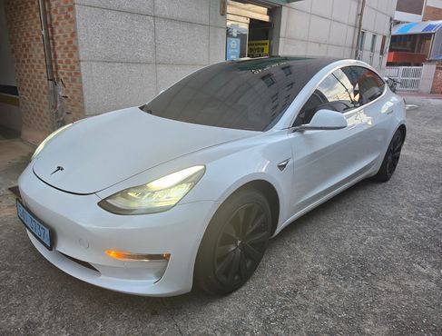 Tesla Model 3 Long Range AWD — пробег 139 999 км — фото 1 из 5