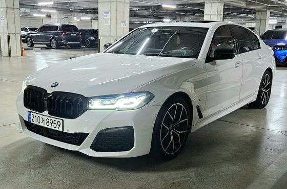 BMW 5-Series 530i xDrive M Sport Package — пробег 43 879 км — фото 1 из 5