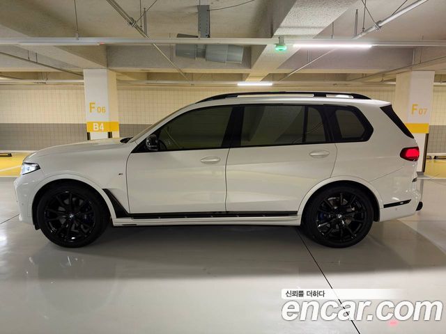 BMW X7 xDrive 40i M Sport 6STR — пробег 66 500 км — фото 3 из 5